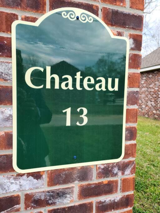 Chateau 13 Hammond Luaran gambar
